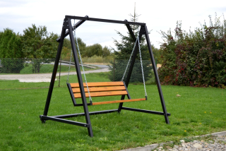Masívna kovová hojdačka Darek H001